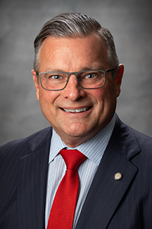 Photo of John Mandt Jr.